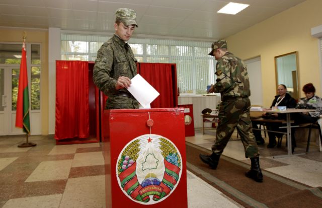 Βουλευτικές εκλογές στην Λευκορωσία με την αντιπολίτευση να συστήνει αποχή
