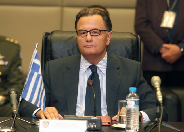 Αντιπροσωπεία του ΠΑΣΟΚ τη Δευτέρα στο υπουργείο Εθνικής Αμυνας