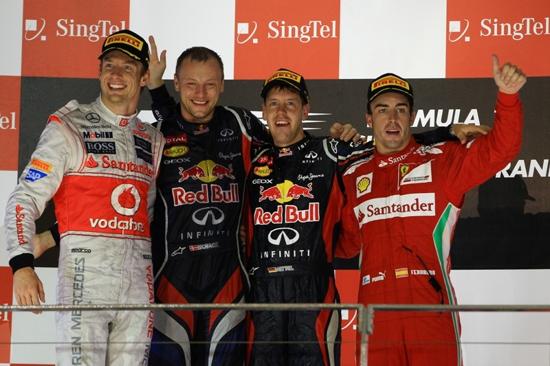 GP Σιγκαπούρης 2012: S. Vettel «Αφιερώνω τη νίκη στον S. Watkins»