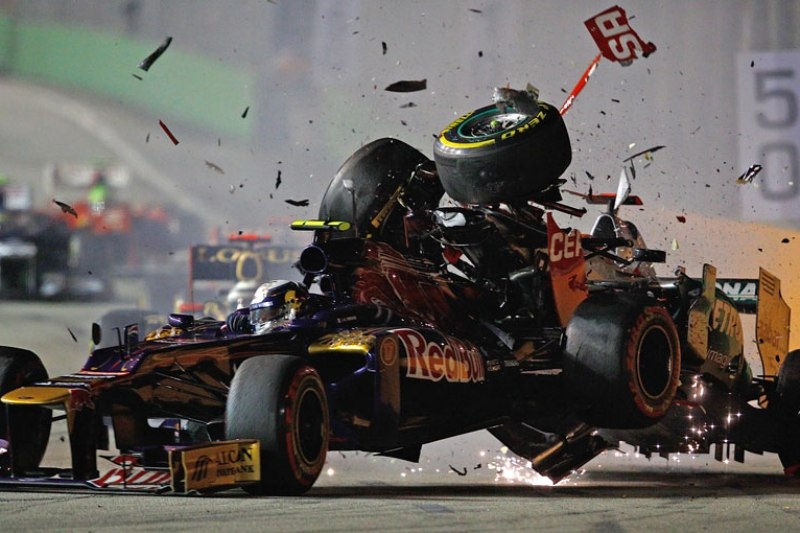 GP Σιγκαπούρης 2012: Ποινές για τους M. Schumacher και M. Webber