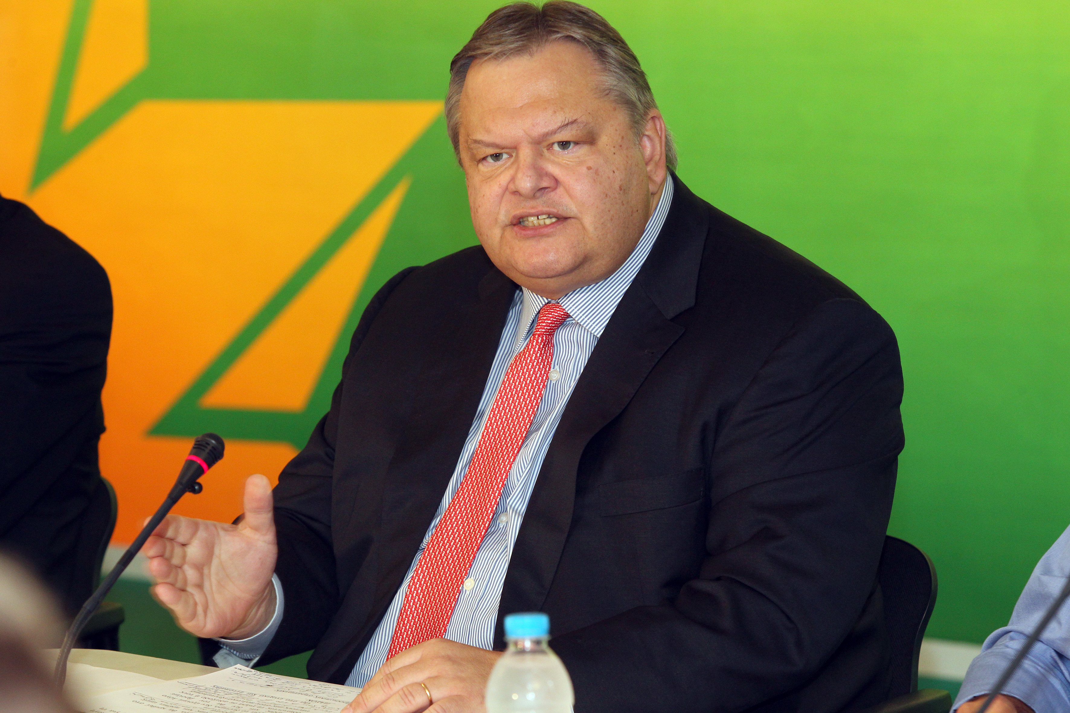 «Κλειδί» για την ανάπτυξη η επιμήκυνση της προσαρμογής, τόνισε ο Ευ.Βενιζέλος