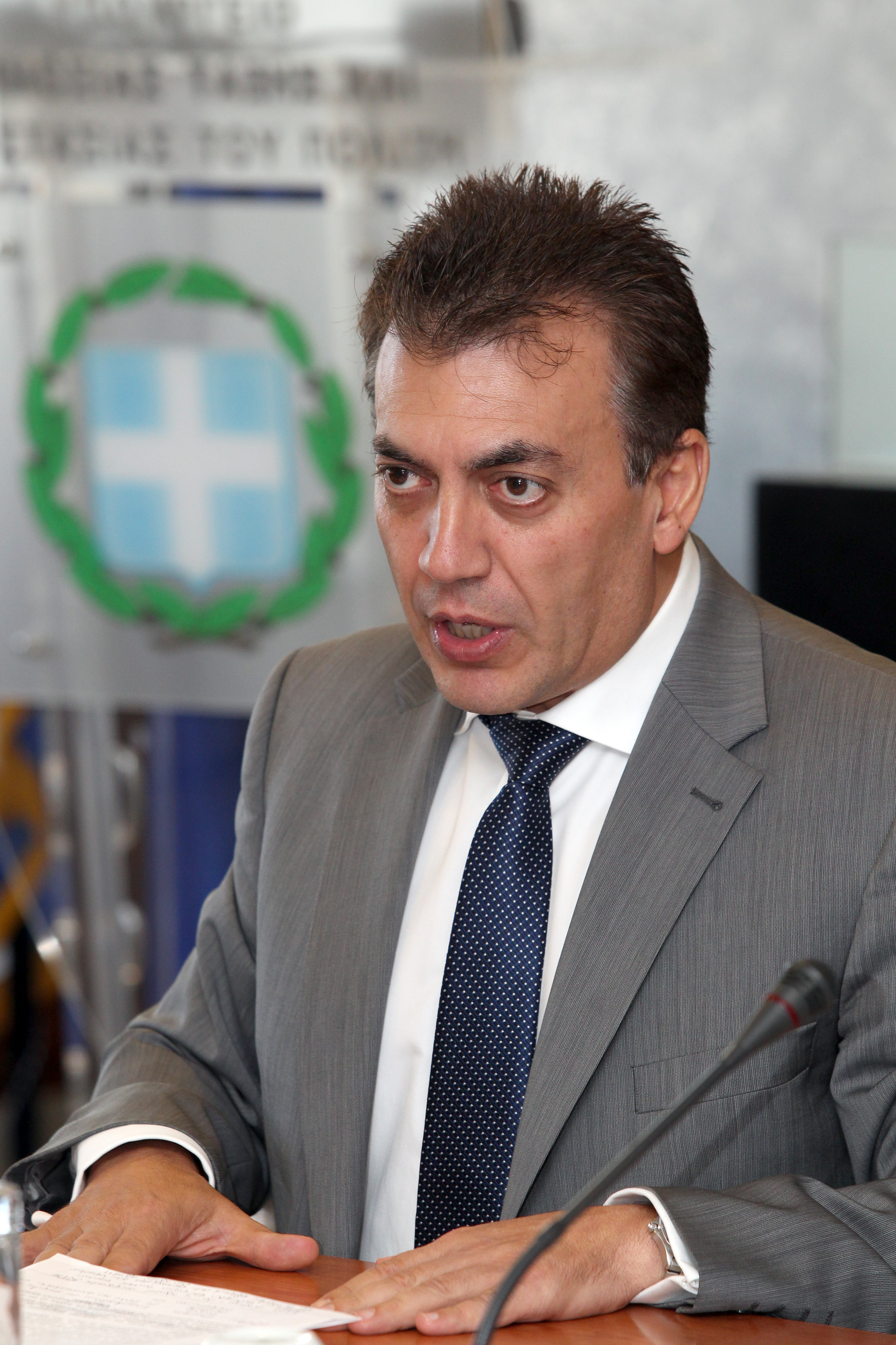 Διυπουργική σύσκεψη για τον ΕΟΠΥΥ στο υπουργείο Οικονομικών