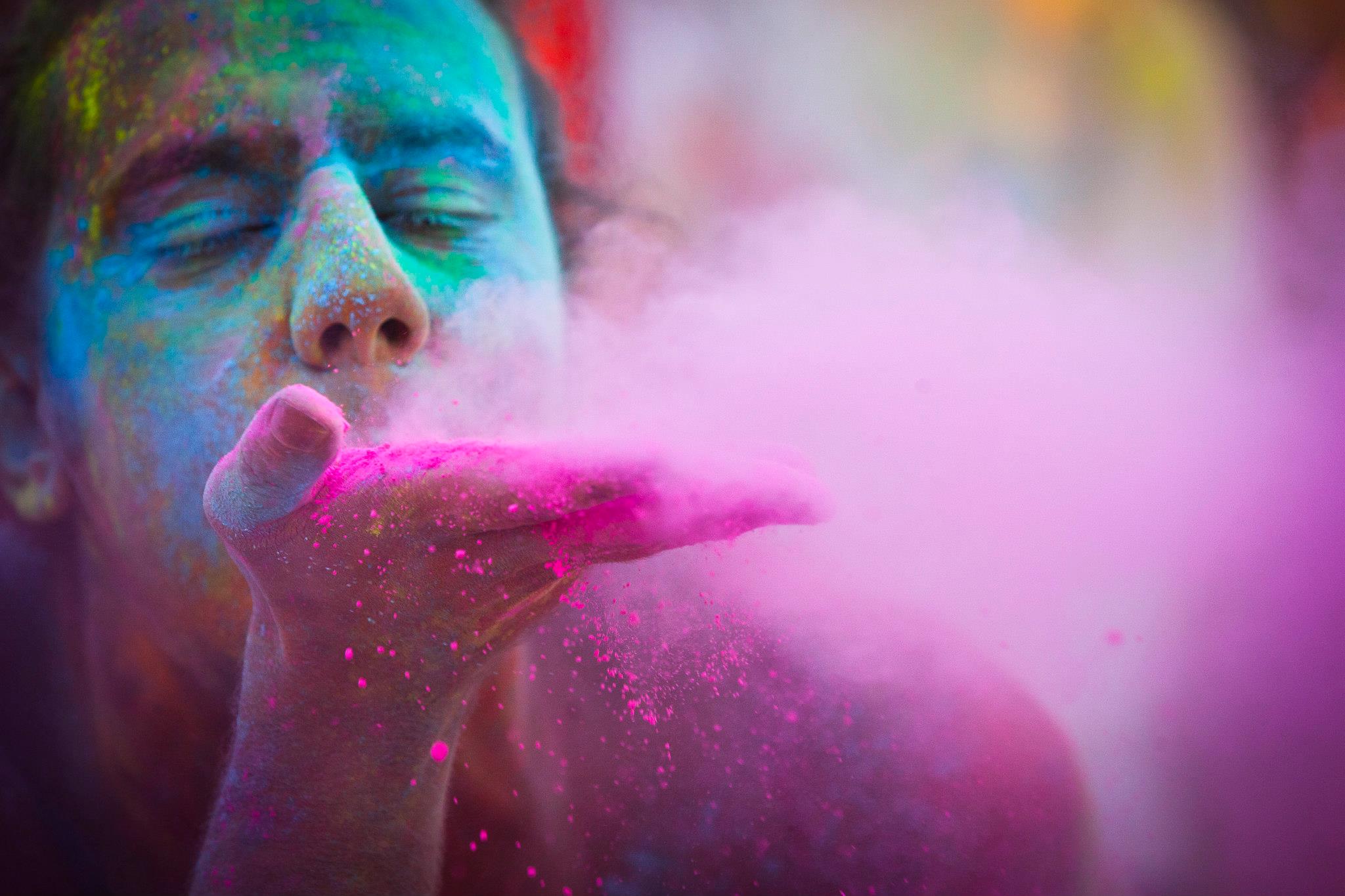 Η γιορτή των χρωμάτων στη Θεσσαλονίκη