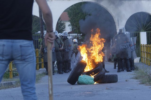 Επεισόδια στο Παρανέστι για το κέντρο κράτησης μεταναστών
