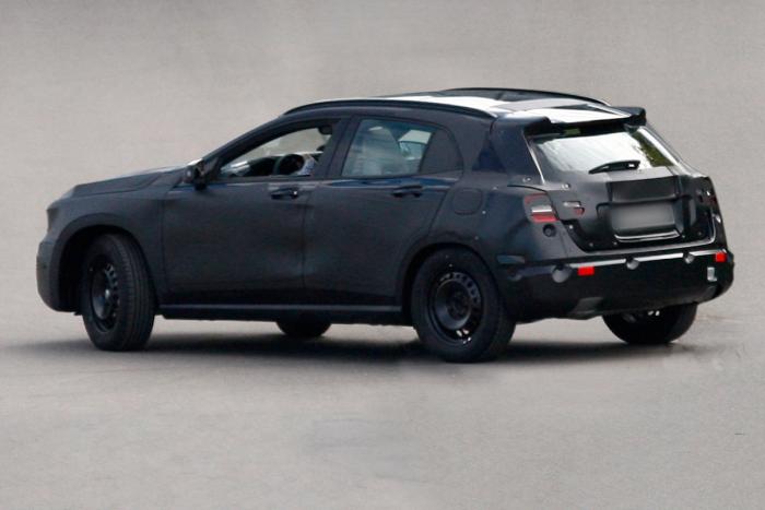 Mercedes-Benz GLA 2014: Αποκτώντας σχήμα…