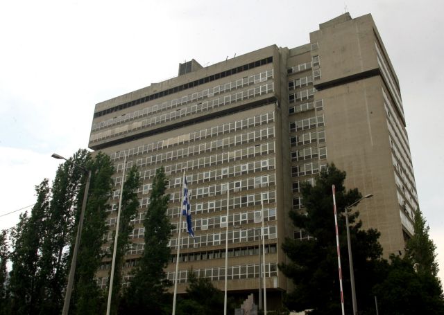 Διαψεύδει ότι έχει τη λίστα καταθετών στην Ελβετία ο διοικητής της ΕΥΠ