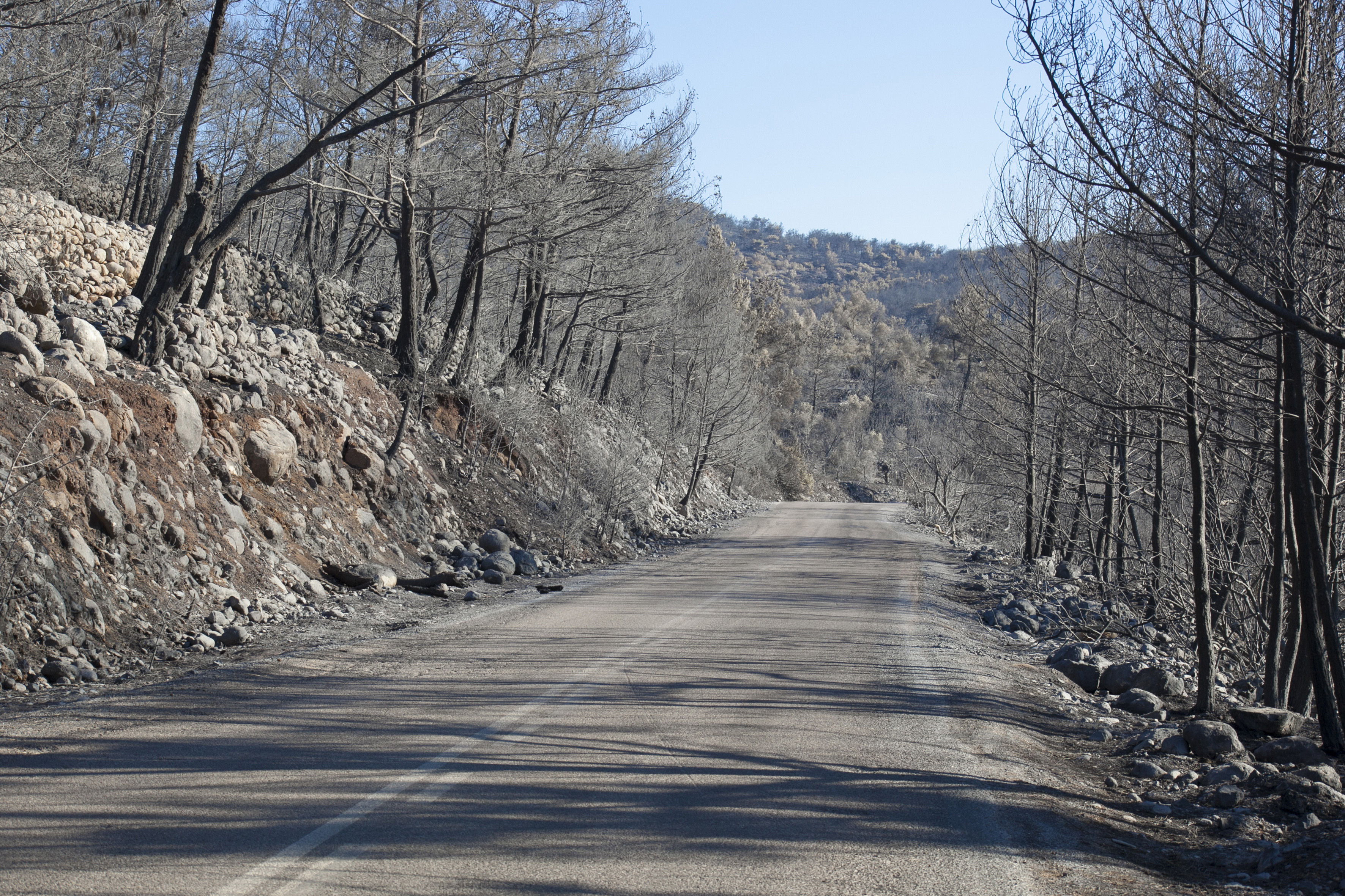 Κονδύλι 1 δισ. ευρώ σε Δήμους που επλήγησαν από φυσικές καταστροφές