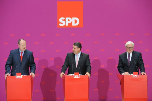 Να κρατήσει η Μέρκελ την Ελλάδα στο ευρώ για να μην χαθούν τα χρήματα των Γερμανών, λέει το SPD