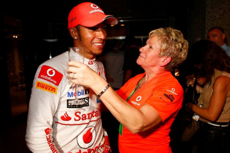 Γκάφα του Lewis Hamilton στο Twitter