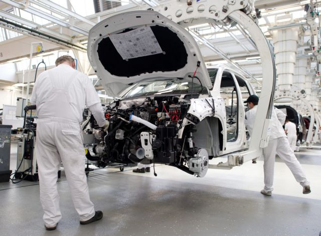 Προς τα κάτω προσγειώνονται οι προβλέψεις για την ανάπτυξη στη Γερμανία το 2013