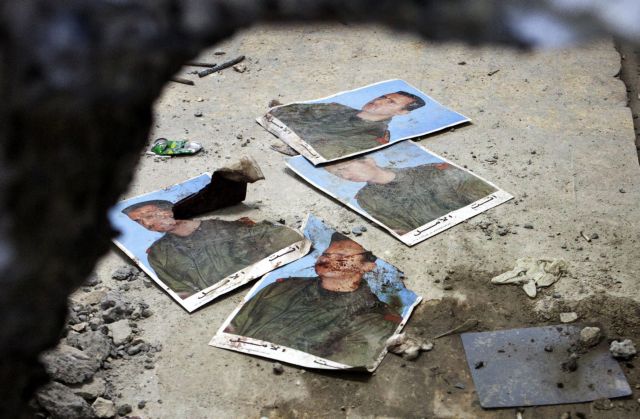 Στα διασταυρούμενα πυρά του εμφυλίου παγιδευμένοι οι δημοσιογράφοι στη Συρία