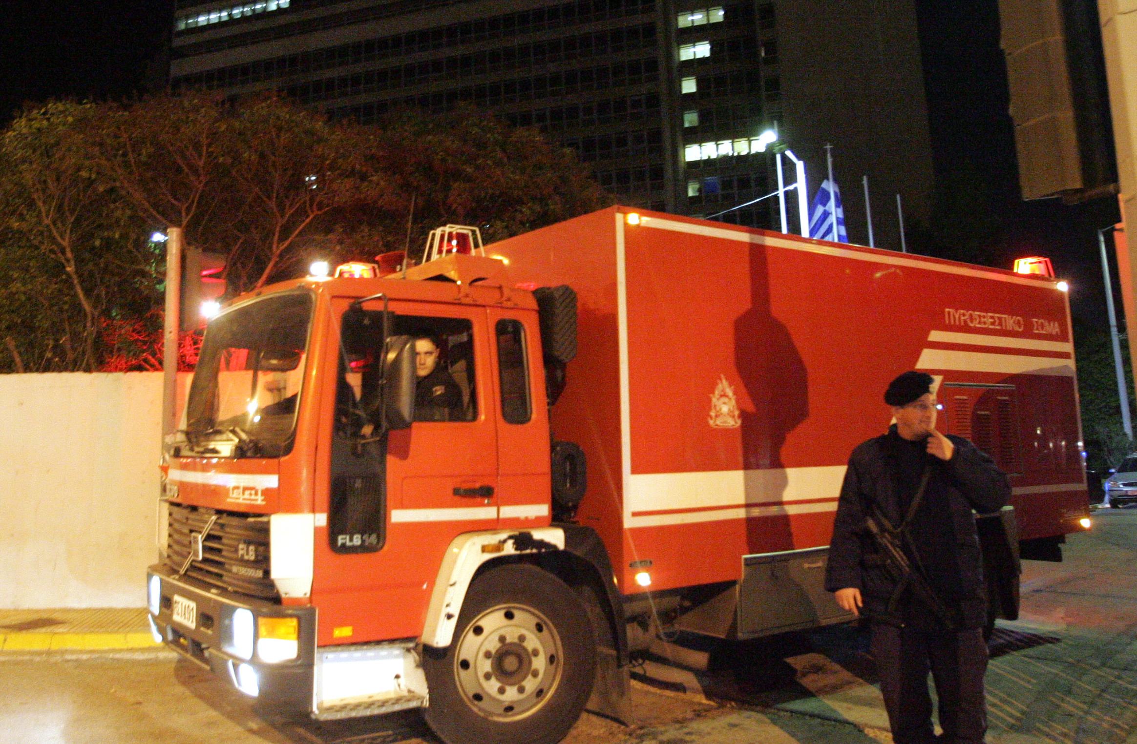 Εμπρηστική επίθεση στα γραφεία της ΔΗΜΑΡ στην Καισαριανή