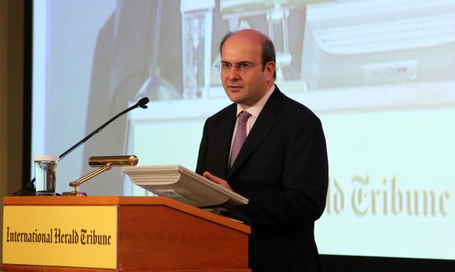 Αναγκαία η συμφωνία με την τρόικα για την έξοδο από την κρίση λέει ο Κ.Χατζηδάκης