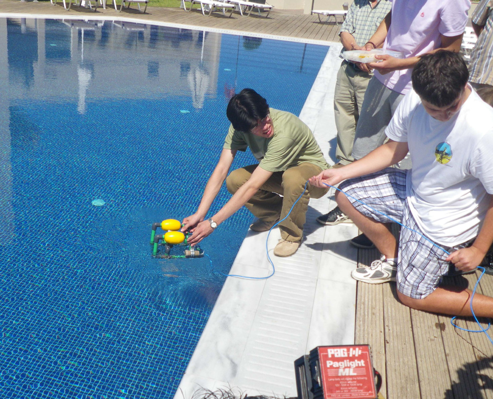 Hydrobots: Τα ρομπότ του νερού έρχονται στα σχολεία