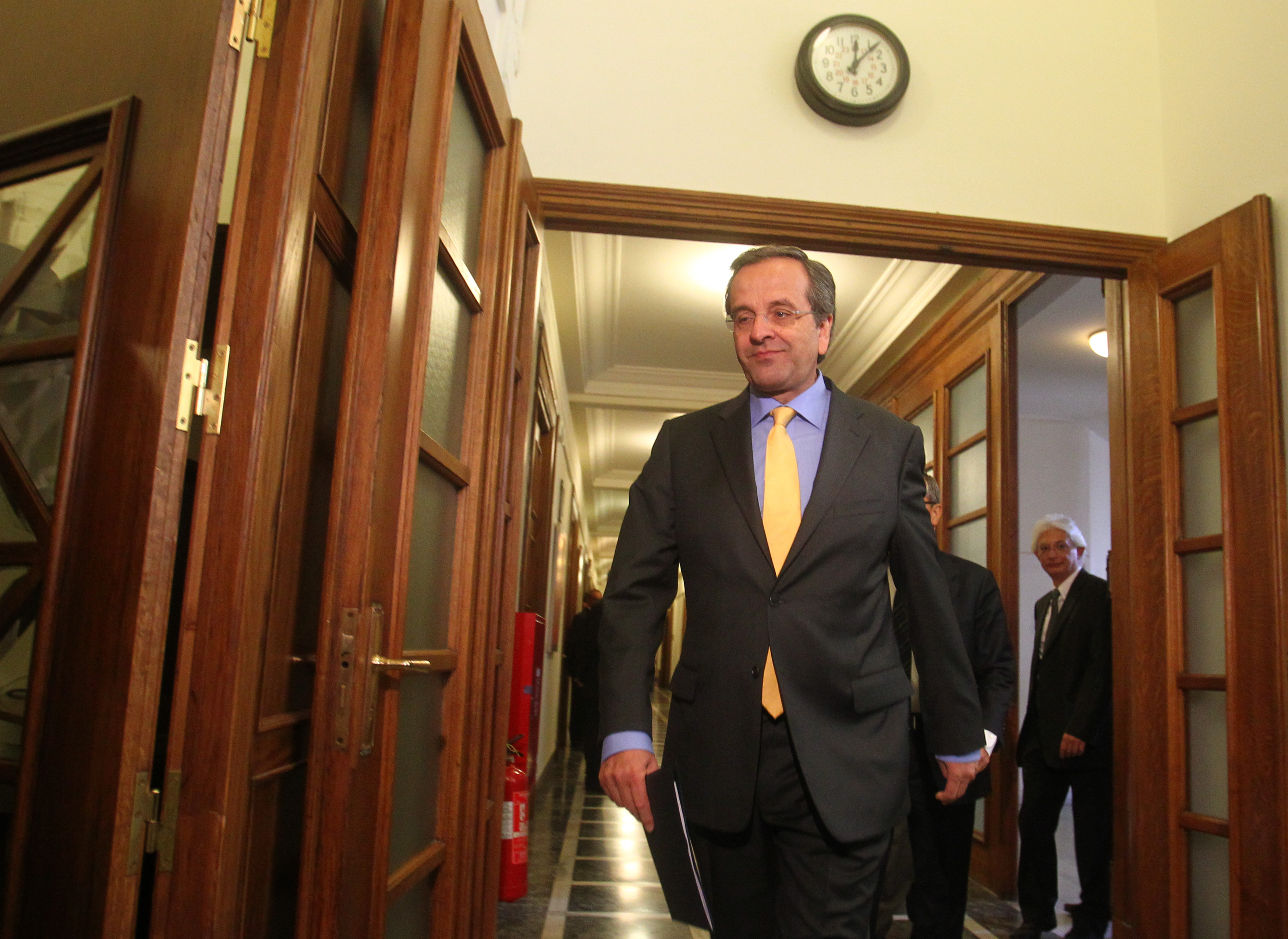 Συνάντηση των κυβερνητικών εταίρων με φόντο τη ρήξη με την τρόικα για τα εργασιακά