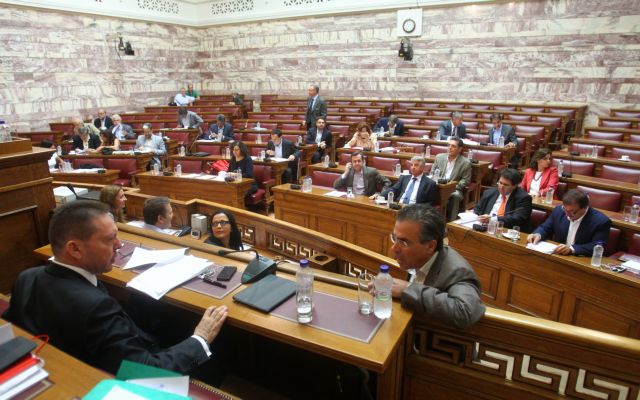 Με τη διαδικασία του κατεπείγοντος η συζήτηση για την κατάργηση του ελάχιστου ποσοστού στις ΔΕΚΟ