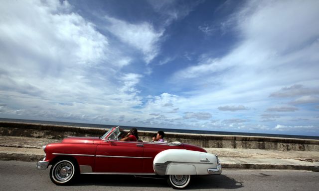 Καταργεί η Κούβα τη βίζα εξόδου για ταξίδια στο εξωτερικό