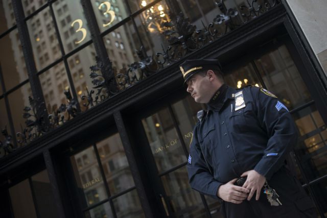 Σύλληψη άνδρα που προσπάθησε να πυροδοτήσει εκρηκτικά στη Fed της Νέας Υόρκης