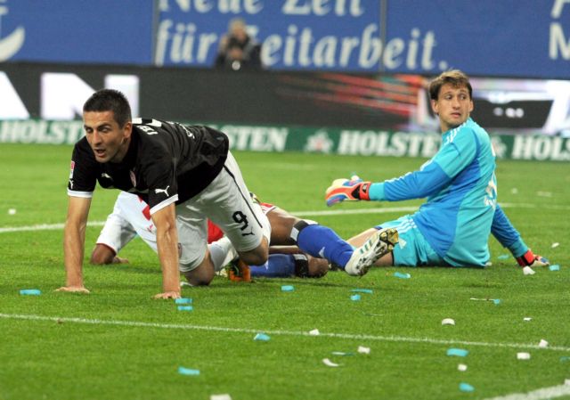 Ο Ιμπίσεβιτς χάρισε «διπλό» στη Στουτγάρδη μέσα στο Αμβούργο