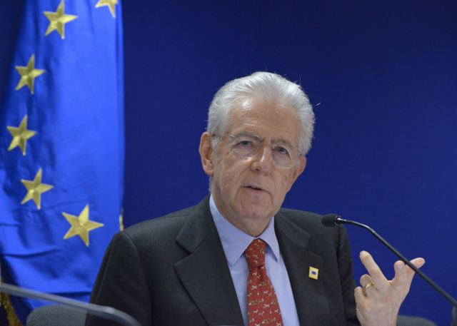 Η νέα μείωση της αγοραστικής δύναμης των Ιταλών αυξάνει τις πιέσεις στον Μόντι