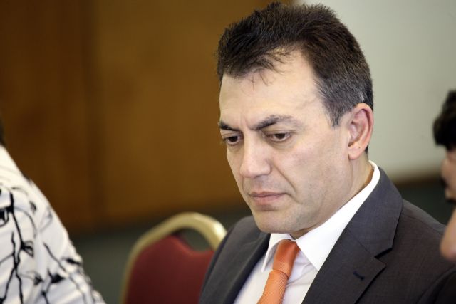 Σε ποιο σημείο βρίσκονται οι διαπραγματεύσεις για τριετίες και αποζημιώσεις