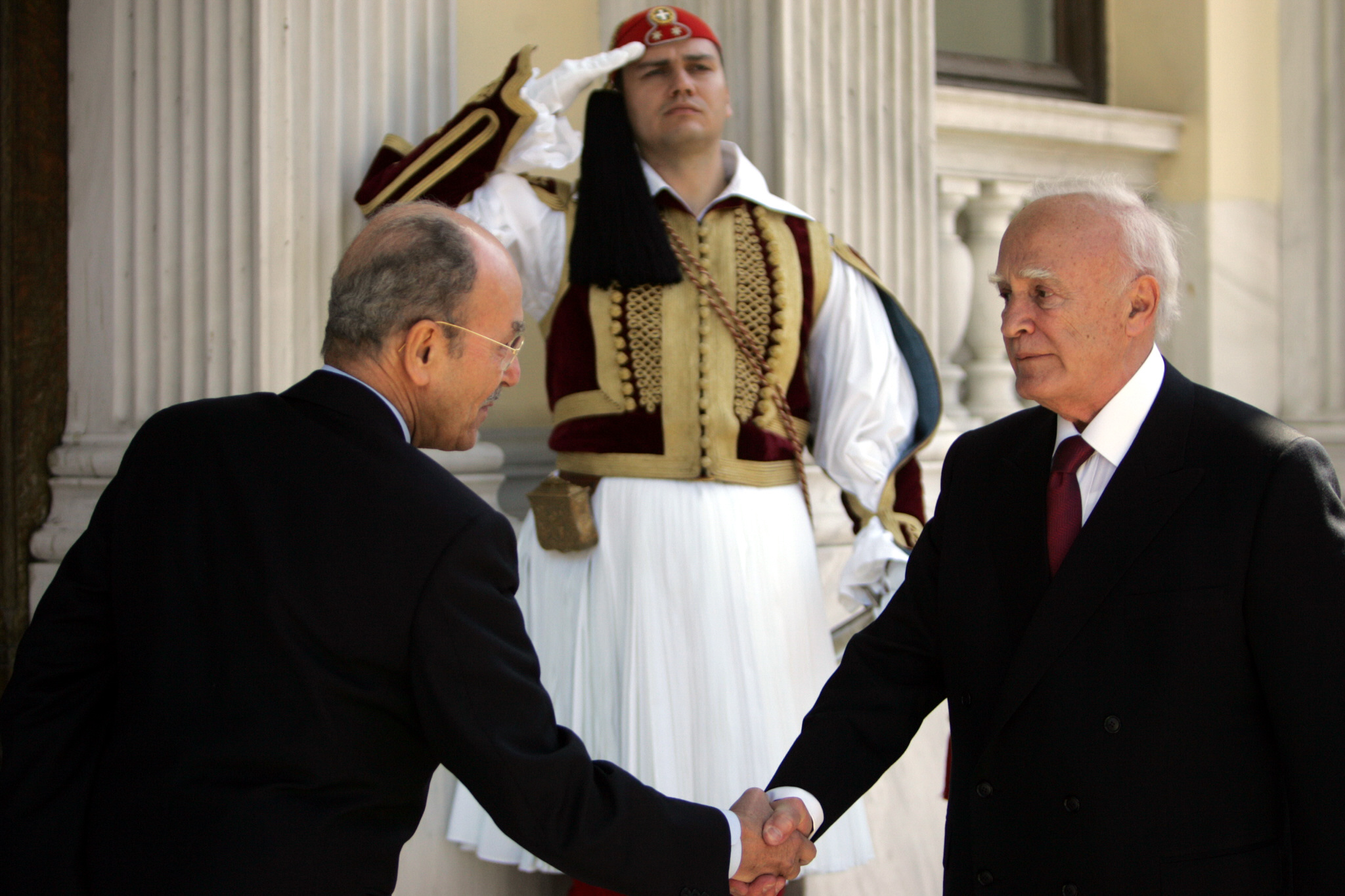 Στην Παλαιά Βουλή η παρουσίαση του βιβλίου της Ν.Λουλέ για τον Κωστή Στεφανόπουλο