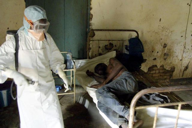 Μετά τον Έμπολα, η Ουγκάντα πλήττεται από τον αιμορραγικό πυρετό του Μάρμπουργκ
