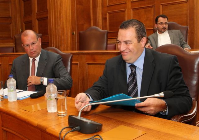 Προσχέδιο νόμου για την ψήφο ομογενών παρουσίασε το ΥΠΕΣ