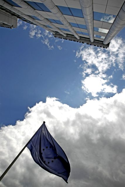 Πτώση 0,96% κατέγραψε το Χρηματιστήριο την Πέμπτη