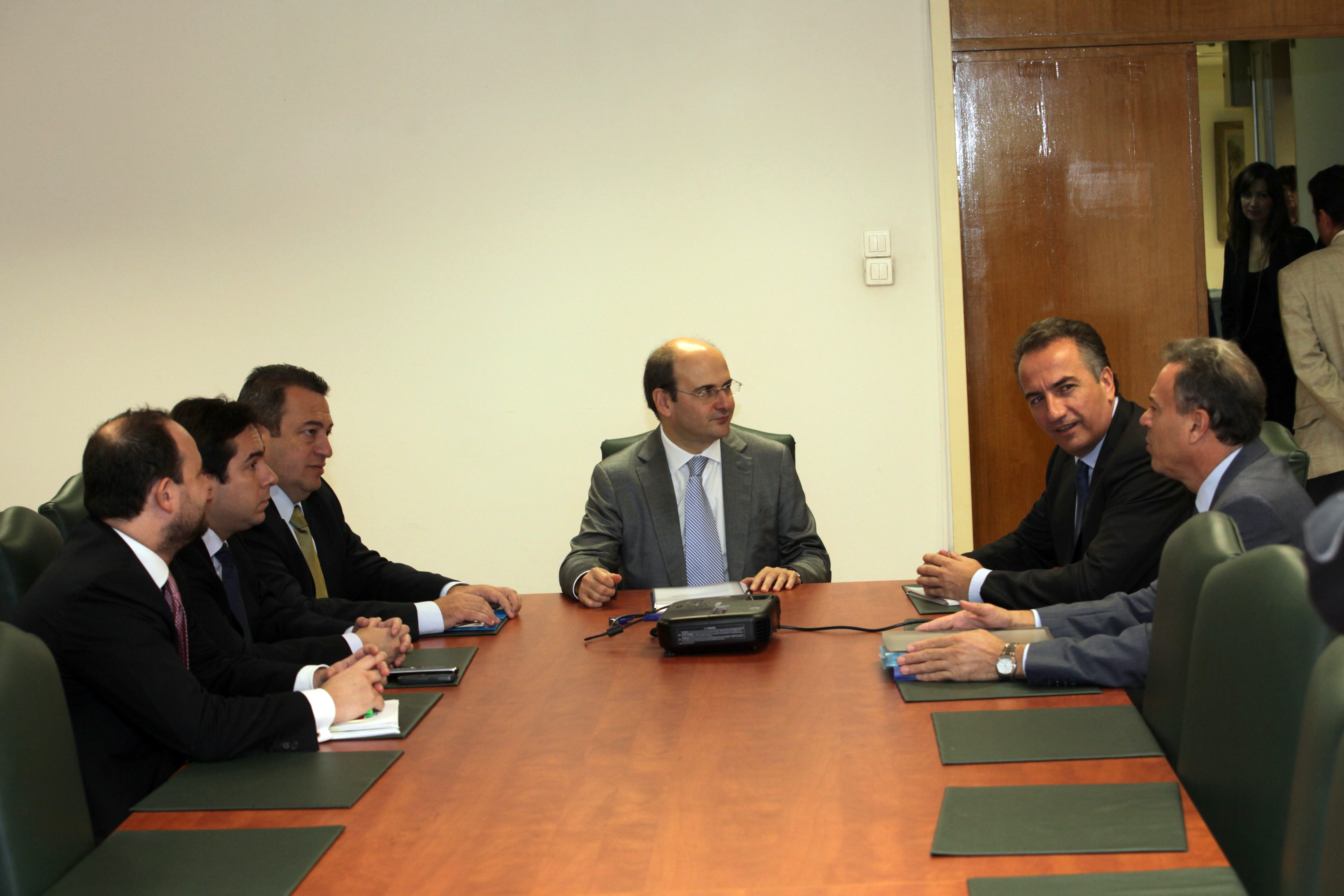 Τέσσερις μονάδες επεξεργασίας απορριμμάτων στην Αττική έως τα τέλη του 2013