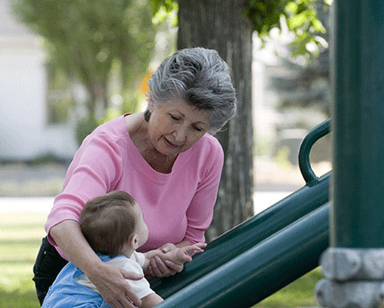 Γιαγιά, η «κινητήρια» δύναμη του ανθρώπινου είδους