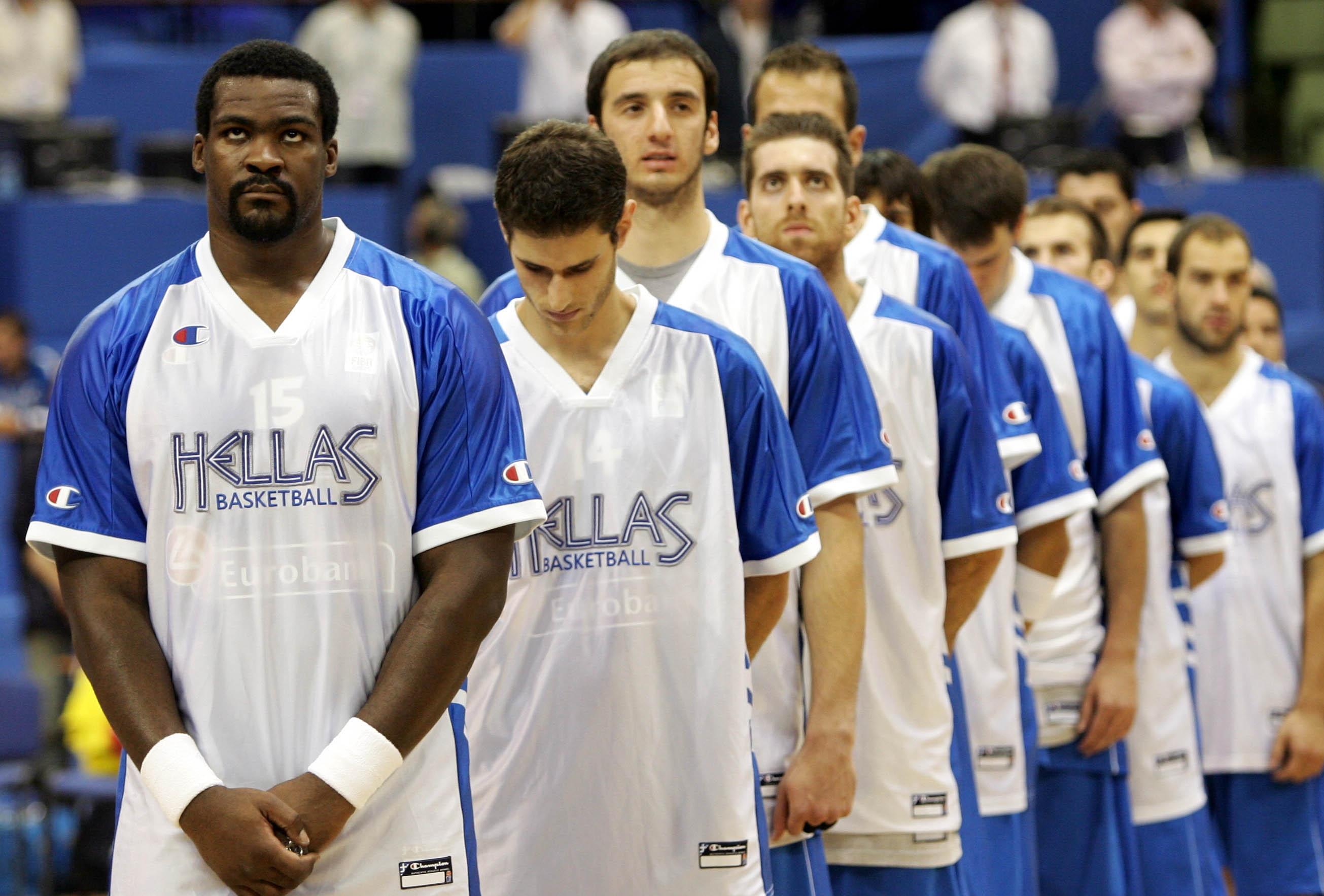 «Δεν είναι Έλληνας», λέει η Χρυσή Αυγή για τον Σχορτσιανίτη