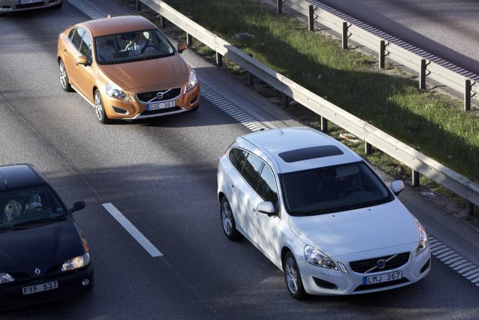 Volvo: Από το 2014 το πρώτο «αυτοκινούμενο» μοντέλο της