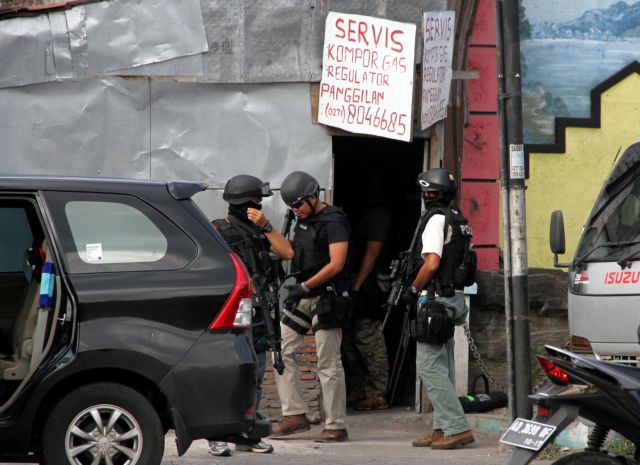 Σύλληψη έντεκα ατόμων για σχεδιασμό τρομοκρατικών επιθέσεων στην Ινδονησία
