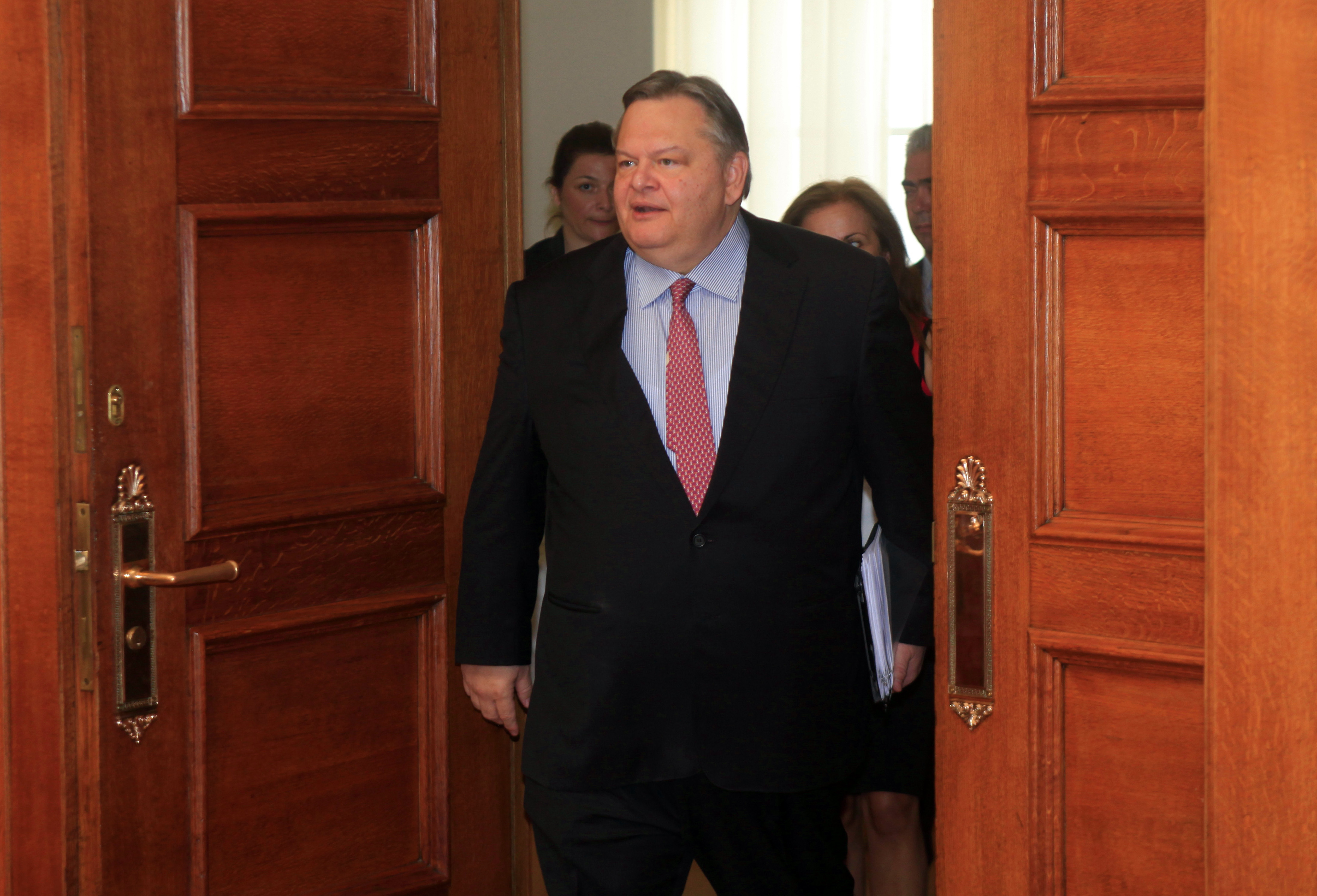 Κρίσιμη συνεδρίαση της ΚΟ του ΠΑΣΟΚ την Τρίτη