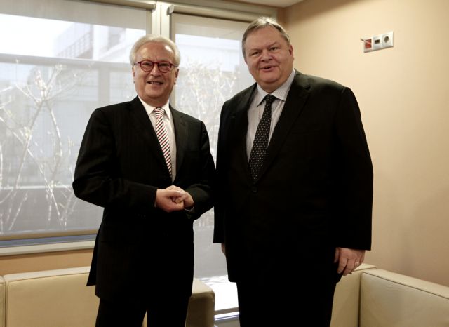 Η τρόικα πρέπει να δείξει ευελιξία σε ορισμένα θέματα, τόνισε ο Χάνες Σβόμποντα