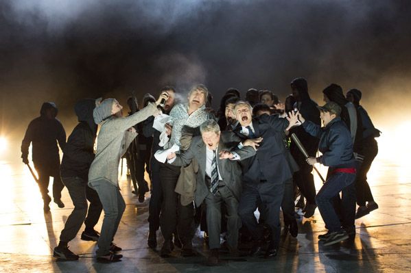 «Τίμων ο Αθηναίος» στο Μέγαρο Μουσικής απευθείας από το Εθνικό Θέατρο της Βρετανίας