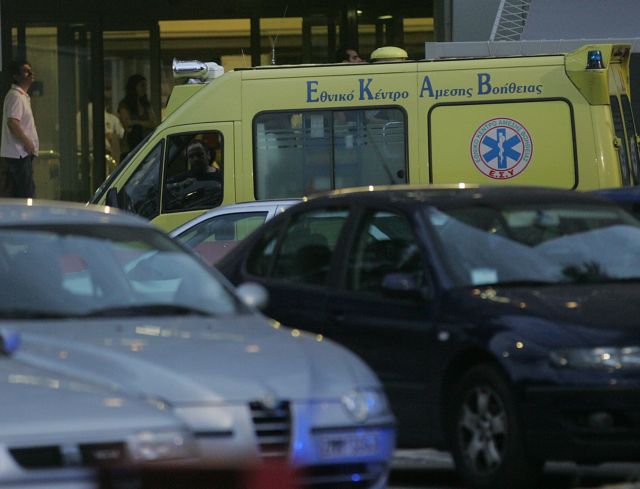 Θανάσιμος τραυματισμός τρίχρονου αγοριού που έπεσε πάνω σε τζάμι μπαλκονόπορτας