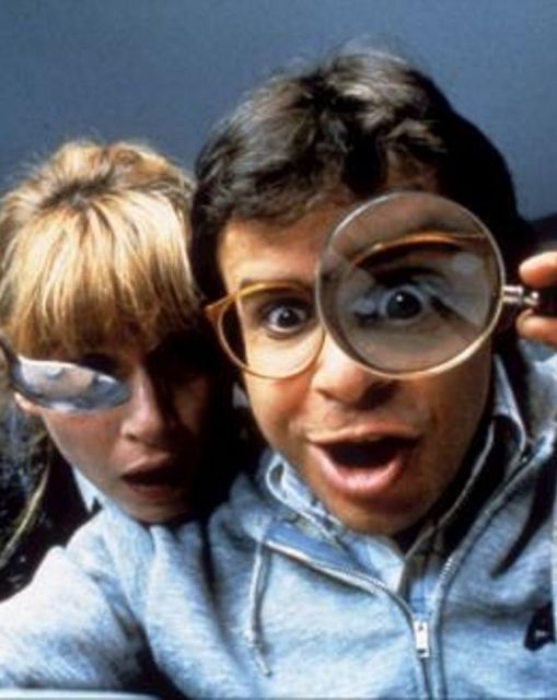 «Aγάπη μου, συρρίκνωσα τον εαυτό μου». Πώς η υποχωρητικότητα διαλύει τη σχέση σας.