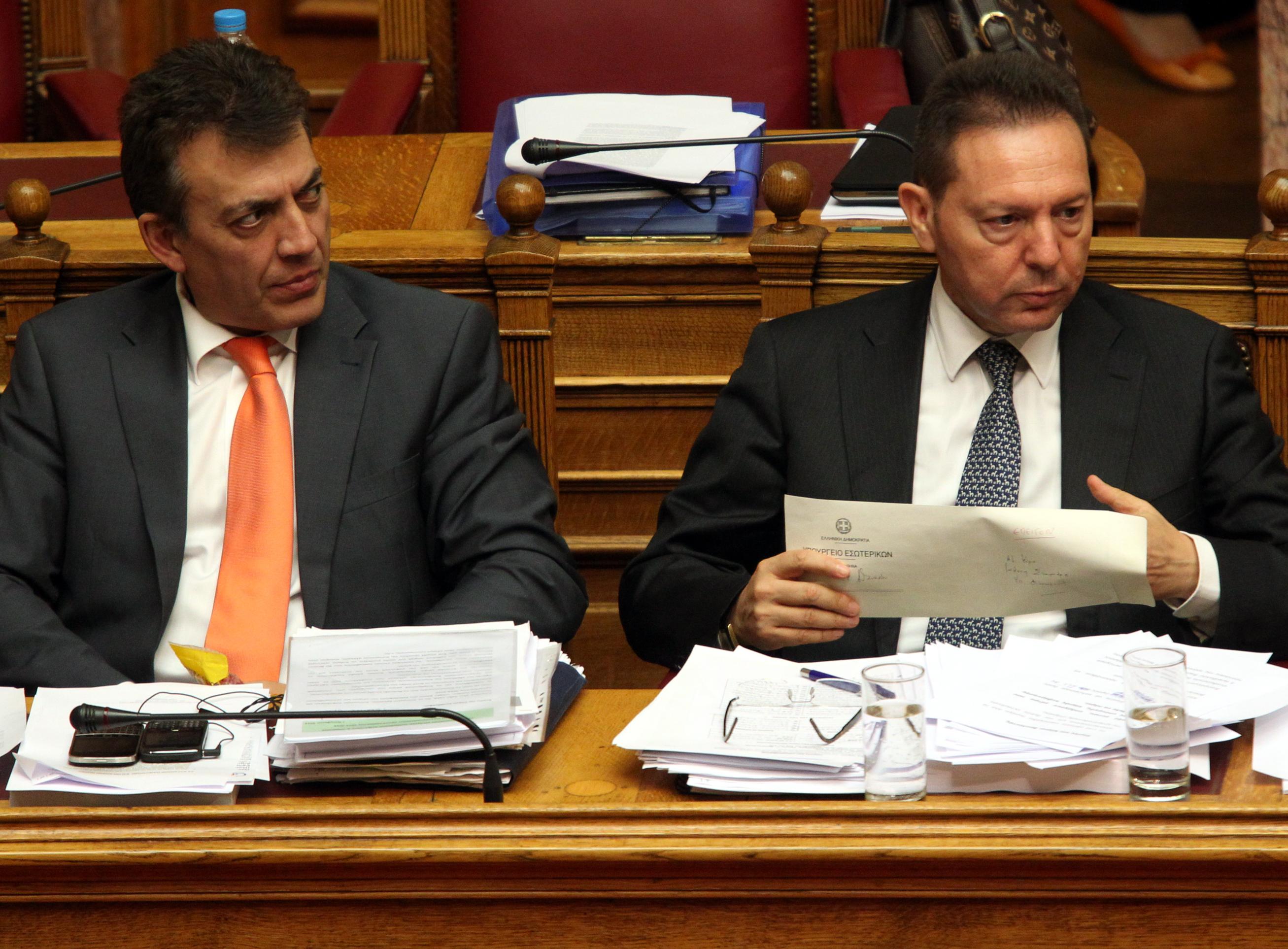 Τις αρμόδιες επιτροπές της Ευρωβουλής ενημέρωσαν οι Γ.Στουρνάρας και Γ.Βρούτσης