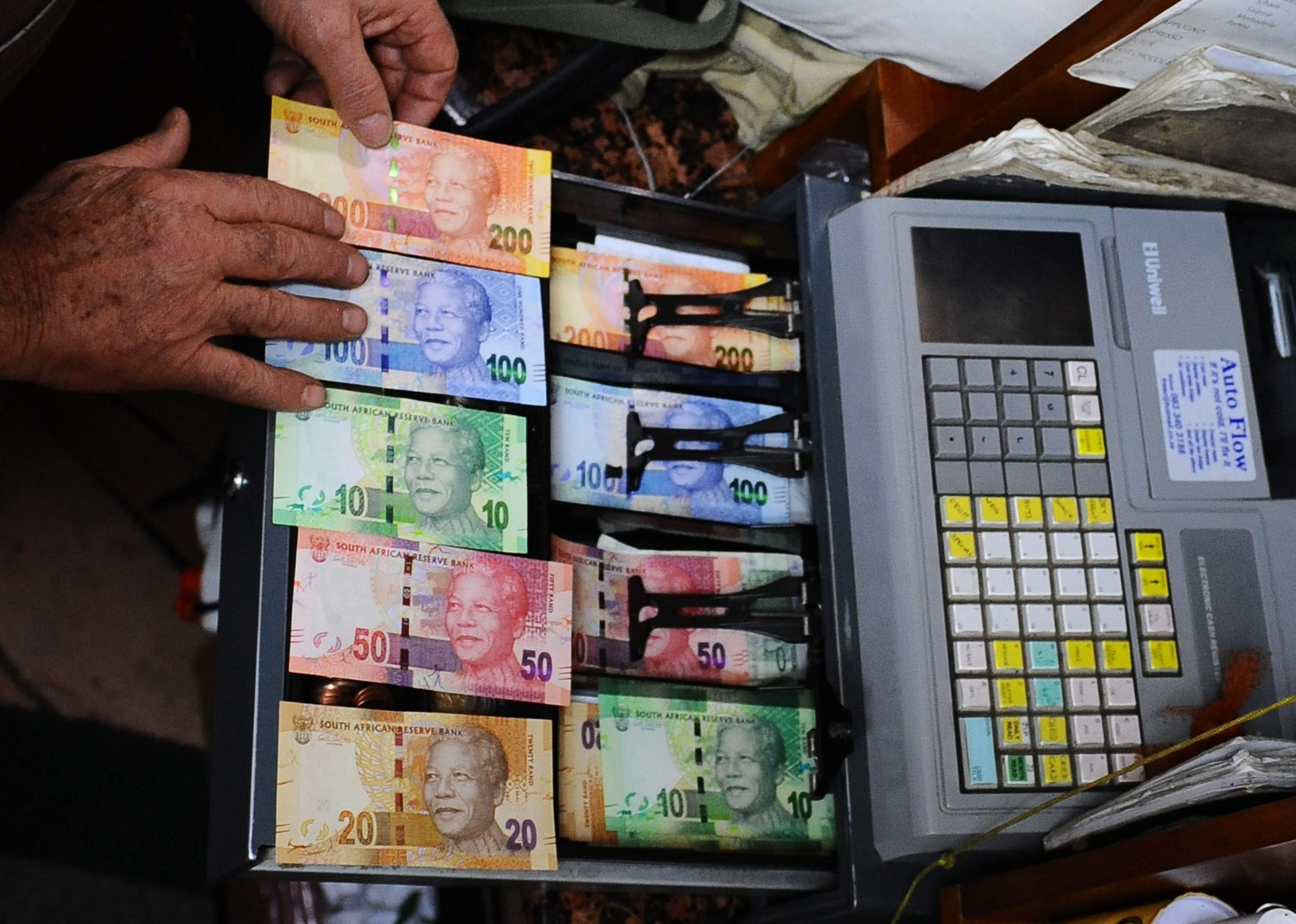 Ο Νέλσον Μαντέλα κοσμεί και τα χαρτονομίσματα της Νοτίου Αφρικής