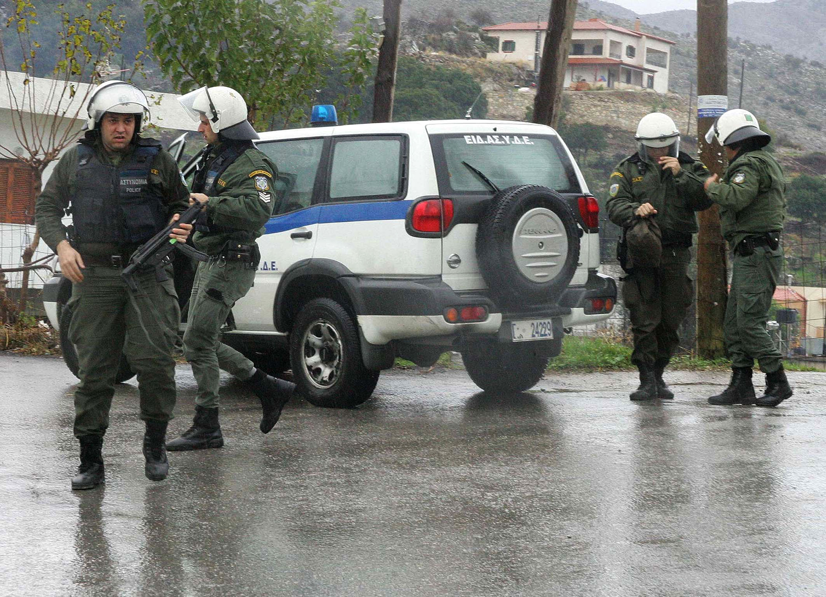 Εξάρθρωση της «συμμορίας της Μαφίας» στην Κρήτη με δεκάδες συλλήψεις