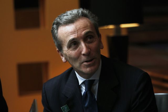 Δεν αποκλείει διαγραφή χρέους για την Ελλάδα ο Ιταλός υπουργός Οικονομικών