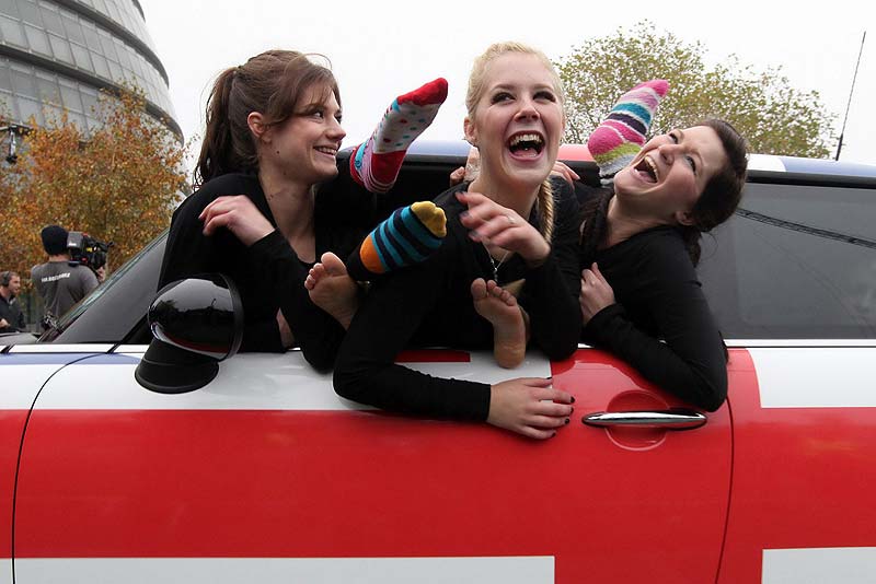 ΜΙΝΙ Hatchback: Όλοι οι καλοί χωράνε