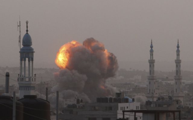 Στο στόχαστρο των Ισραηλινών το αρχηγείο της Χαμάς στη Γάζα