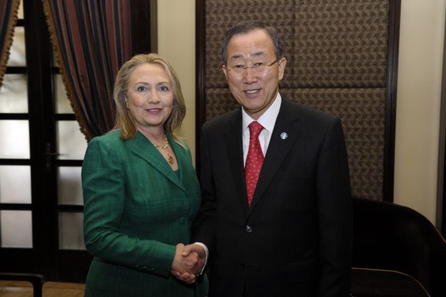 Στην Αίγυπτο η Χ.Κλίντον, σε μια προσπάθεια επίτευξης εκεχειρίας μεταξύ Χαμάς-Ισραήλ