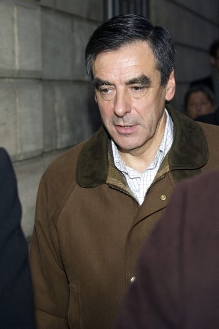 Αμφισβητεί τη νίκη του Κοπέ ο Φιγιόν, μιλά για ψήφους που δεν καταμετρήθηκαν