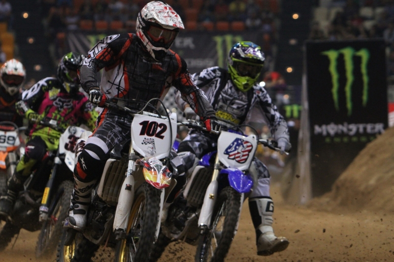 Athens Supercross 2012: Το θέαμα επιστρέφει στο Σ.Ε.Φ.
