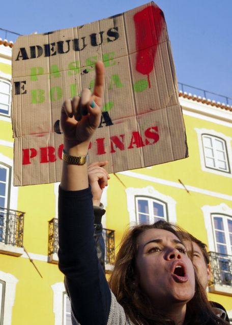 Στους δρόμους Πορτογάλοι φοιτητές κόντρα στις περικοπές στην εκπαίδευση