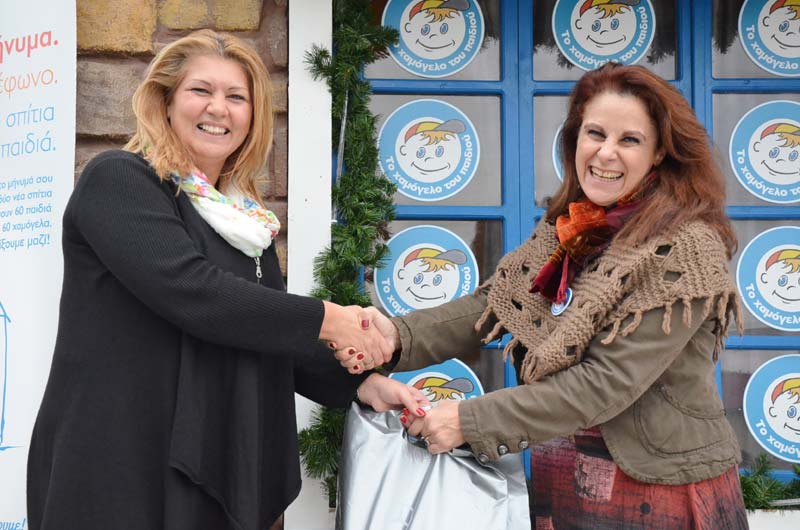 H Μercedes-Benz κοντά στο «Χαμόγελο του Παιδιού»